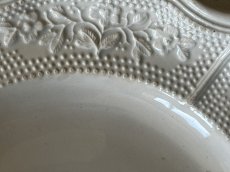 画像14:  19世紀 ランベルヴィレー 白いレリーフ皿 ＃1〖202504-80〗 (14)