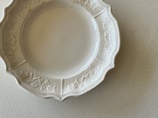 画像25: 19世紀 ランベルヴィレー 白いレリーフ皿 ＃2〖202504-81〗 (25)