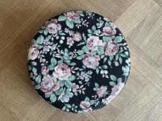 画像13: ヴィンテージボックス 黒地にお花柄 カルトナージュ BOX 直径26.7cm [202508-09] (13)
