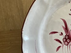 画像12: フランス東部 サンクレモン 白釉に赤い薔薇の絵付けプレート ＃1 [202508-23] (12)