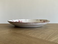 画像14: フランス東部 サンクレモン 白釉に赤い薔薇の絵付けプレート ＃1 [202508-23] (14)