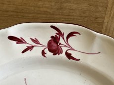 画像12: フランス東部 サンクレモン 白釉に赤い薔薇の絵付けプレート ＃2 [202508-24] (12)